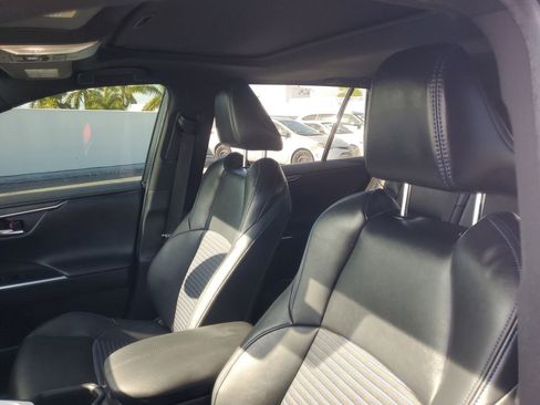 Used 2022 Toyota RAV4 XSE image 17