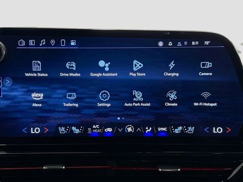 New 2025 Chevrolet Silverado EV RST AWD/4WD image 14