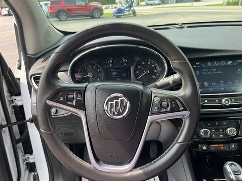 Used 2020 Buick Encore Preferred AWD/4WD image 20