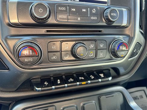 Used 2019 Chevrolet Silverado 2500 LTZ w/ Duramax Plus Package image 16