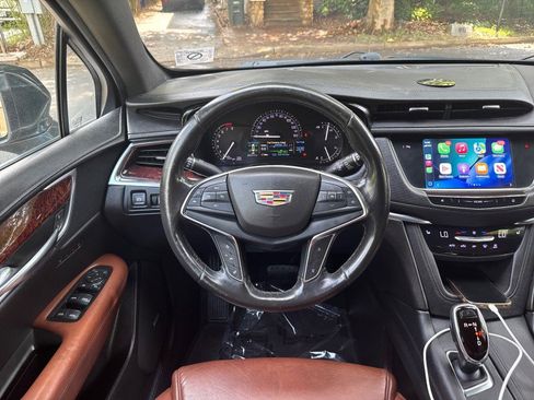 Used 2019 Cadillac XT5 Luxury AWD/4WD image 18