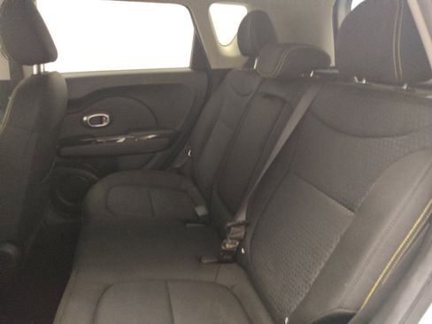 Used 2016 Kia Soul + w/ Audio Package image 18