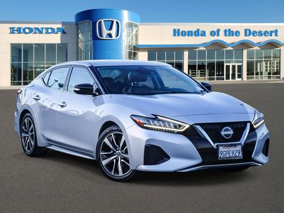 Used 2023 Nissan Maxima SV w/ Floor Mat Group