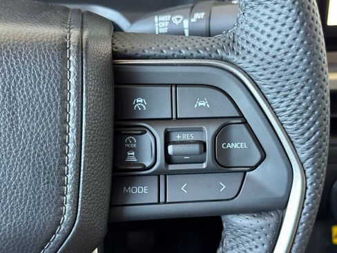 New 2025 Toyota Tacoma TRD Off-Road image 28