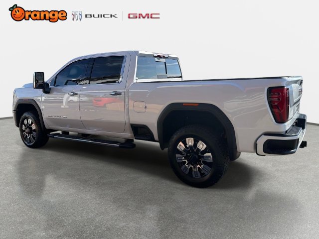 Used 2024 GMC Sierra 2500 Denali w/ Denali Reserve Package AWD/4WD image 5