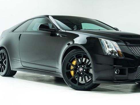 Used 2014 Cadillac CTS V w/ Wood Trim Package RWD image 3