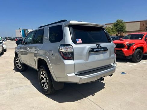 Used 2024 Toyota 4Runner TRD Off-Road Premium w/ Off Road Premium Plus Package AWD/4WD image 5