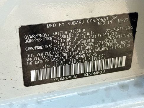 Used 2024 Subaru Crosstrek 2.0i image 29