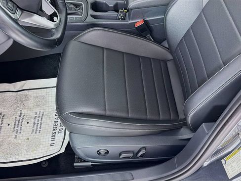 Used 2023 Volkswagen Jetta SE FWD image 18