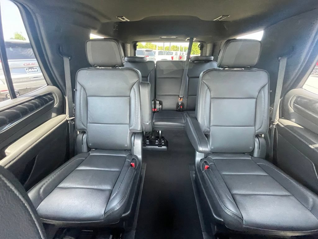 Used 2023 GMC Yukon Denali AWD/4WD image 25