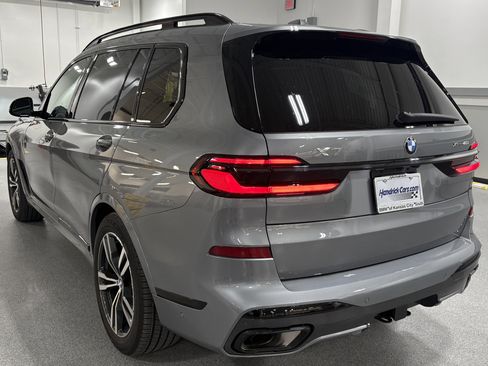 Certified 2026 BMW X7 xDrive40i w/ M Sport Package AWD/4WD image 8