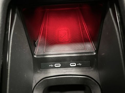 Used 2021 Volkswagen ID.4 Pro S image 25