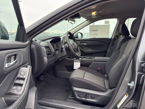 New 2026 Nissan Rogue SV image 11