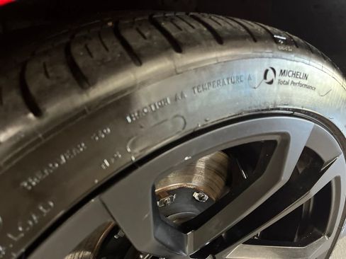 Used 2013 Chevrolet Camaro ZL1 RWD image 12
