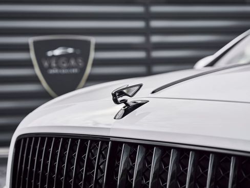 Used 2022 Bentley Flying Spur V8 AWD/4WD image 7
