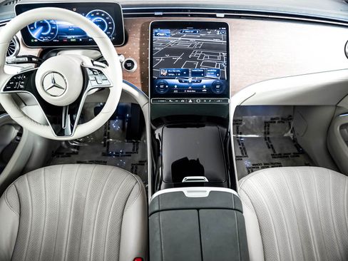 Certified 2023 Mercedes-Benz EQS 450+ SUV image 8
