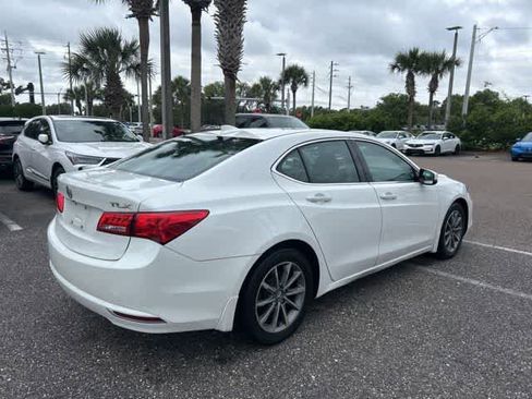 Used 2018 Acura TLX FWD image 5