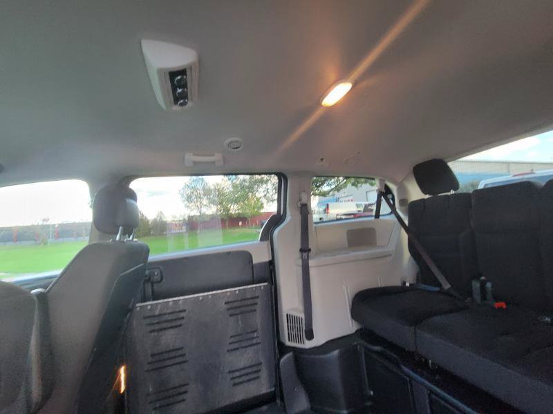 Used 2019 Dodge Grand Caravan SE w/ Power Convenience Group I FWD image 20