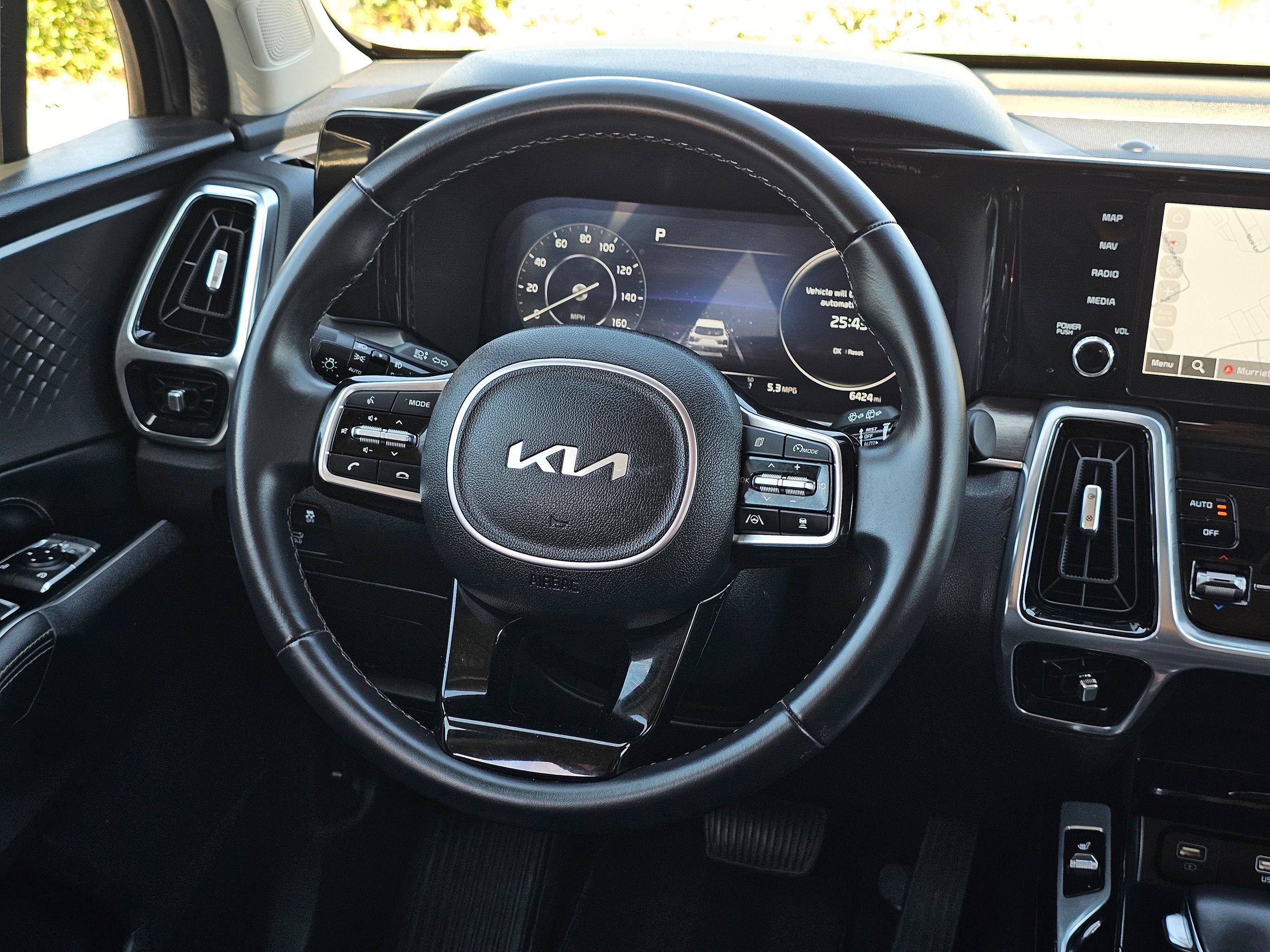 Used 2023 Kia Sorento SX FWD image 27