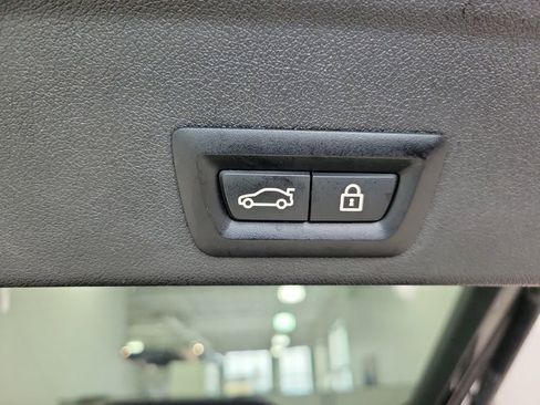 Used 2023 BMW X6 xDrive40i image 17