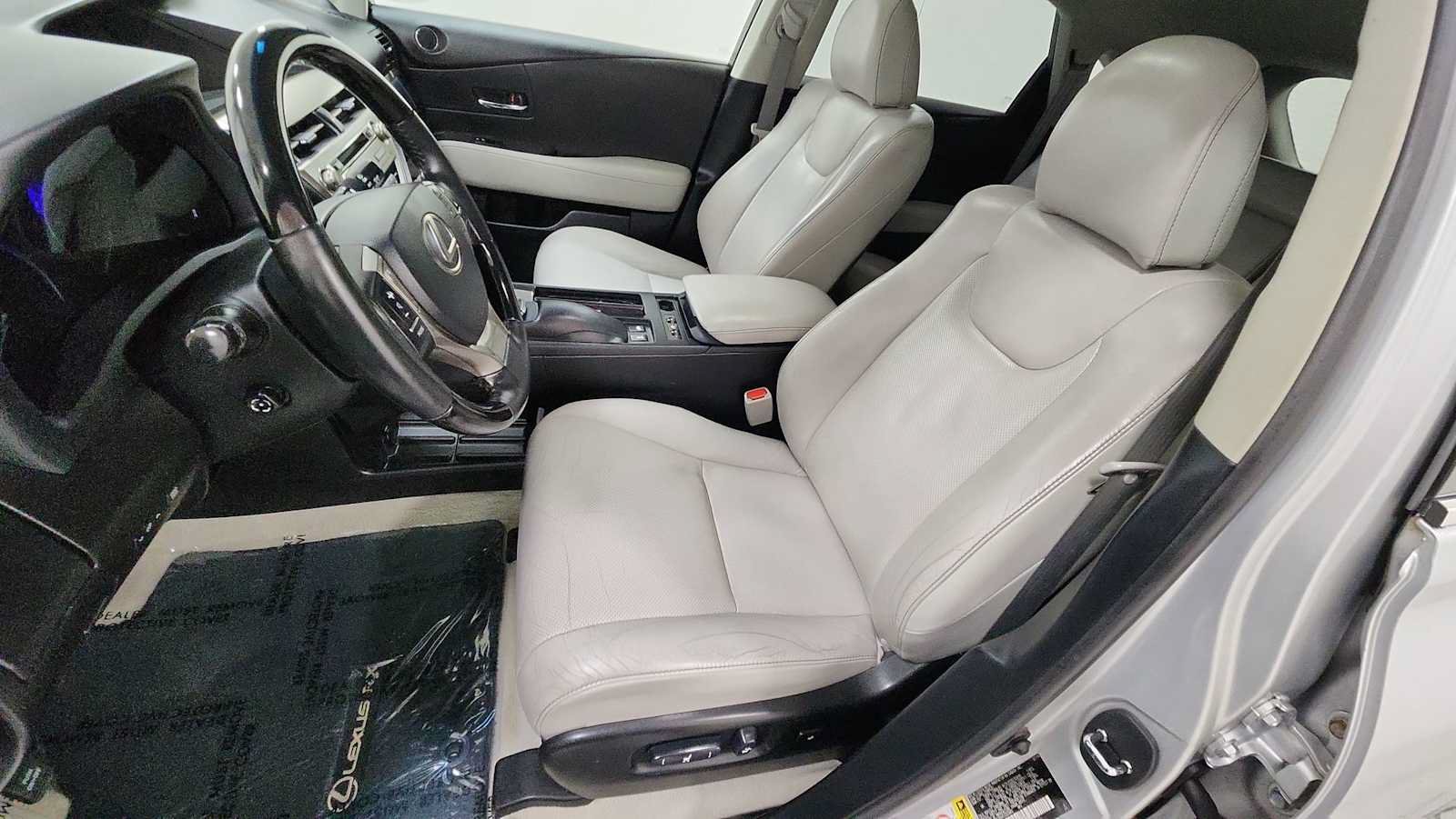 Used 2015 Lexus RX 450h AWD image 13