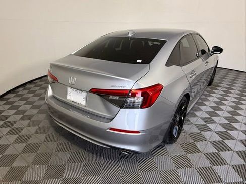 Used 2023 Honda Civic Sport image 6