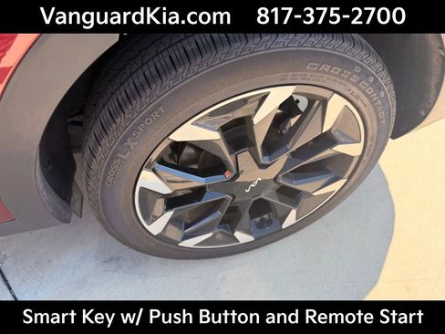 Certified 2024 Kia Sorento SX FWD image 9