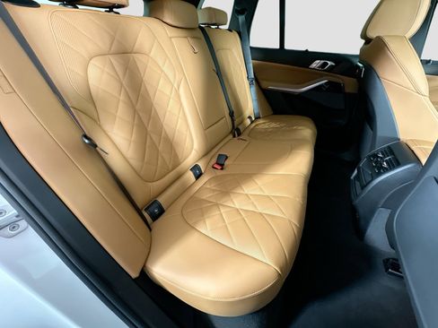 New 2026 BMW X5 xDrive40i w/ M Sport Package image 27