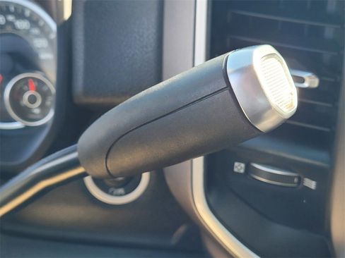 Used 2022 RAM 2500 Big Horn image 16