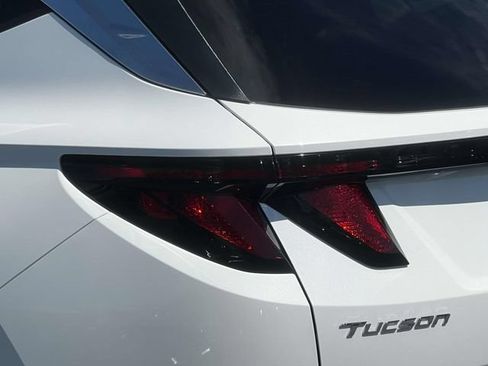 Certified 2024 Hyundai Tucson SEL AWD/4WD image 9