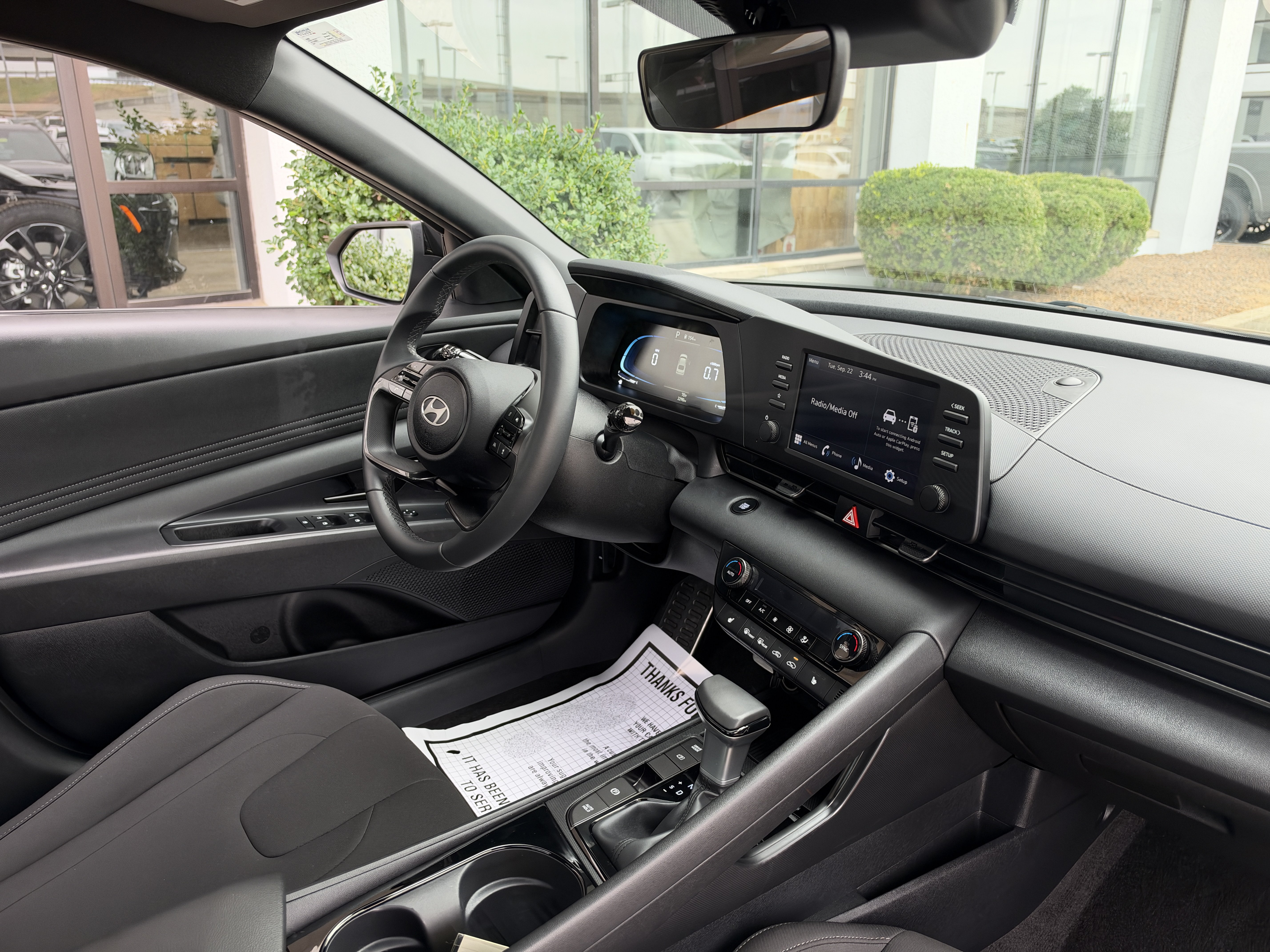 Certified 2026 Hyundai Elantra SEL Sport FWD image 19