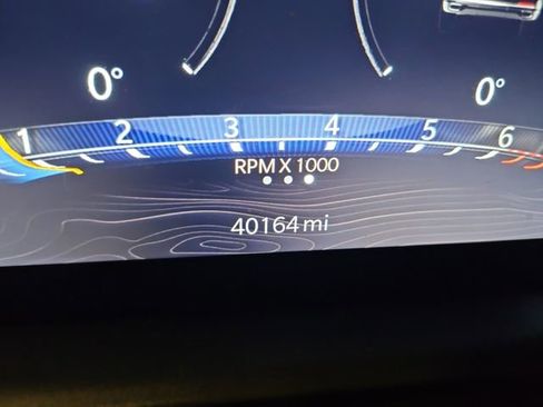 Used 2022 Jeep Grand Cherokee Limited image 18