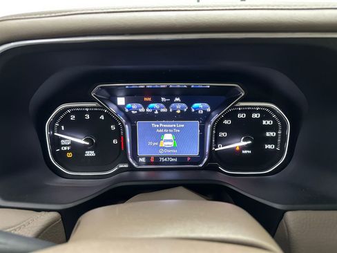 Used 2021 GMC Yukon XL Denali RWD image 29