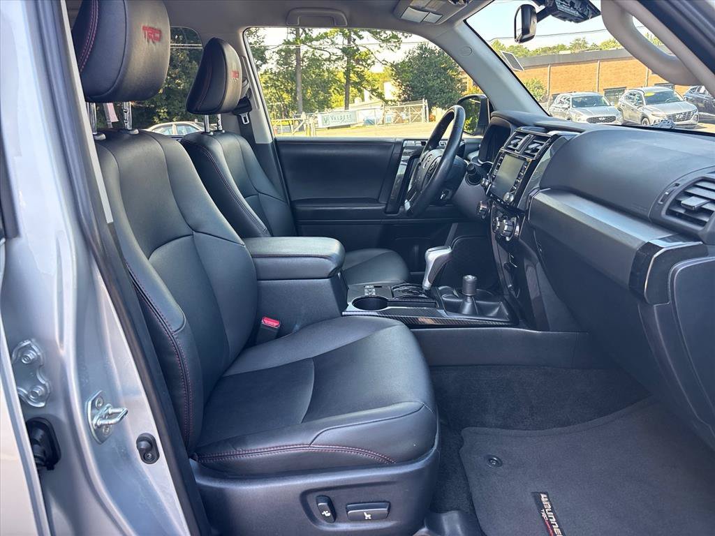 Used 2024 Toyota 4Runner TRD Off-Road Premium AWD/4WD image 12