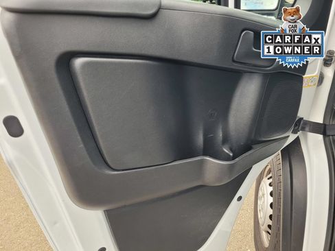 Used 2025 RAM ProMaster 2500 w/ Convenience Group FWD image 15