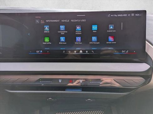 Used 2025 BMW X3 xDrive30i w/ Premium Package image 15