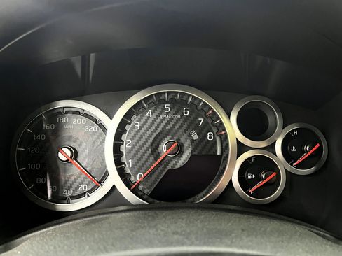 Used 2016 Nissan GT-R Premium image 23