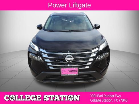 Certified 2026 Nissan Rogue SV w/ SV Premium Package FWD image 9