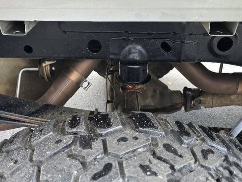 Used 2017 Ford F150 XLT AWD/4WD image 12