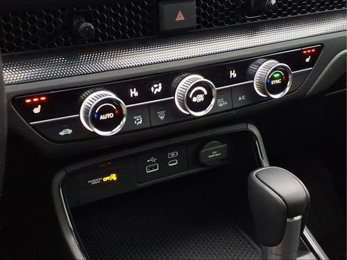 Used 2025 Honda CR-V Sport image 26