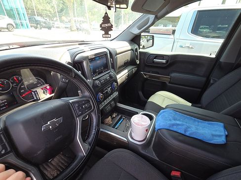 Used 2019 Chevrolet Silverado 1500 RST w/ All-Star Edition RWD image 4