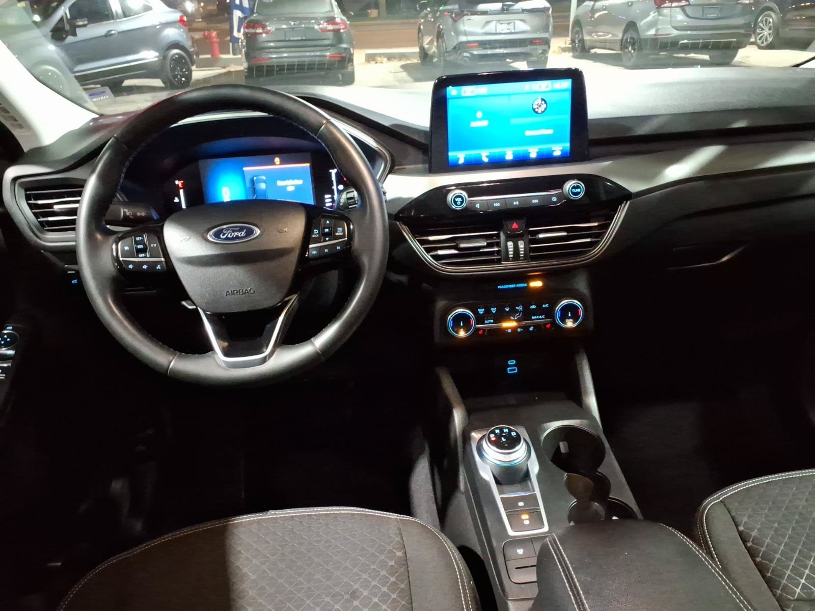 Certified 2023 Ford Escape Active AWD/4WD image 14