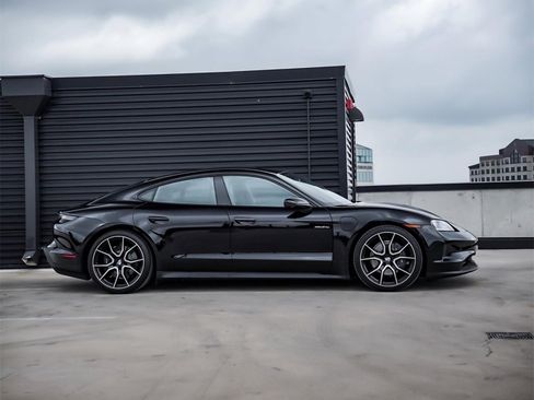 Certified 2025 Porsche Taycan image 8