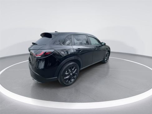 Used 2024 Honda HR-V Sport image 8
