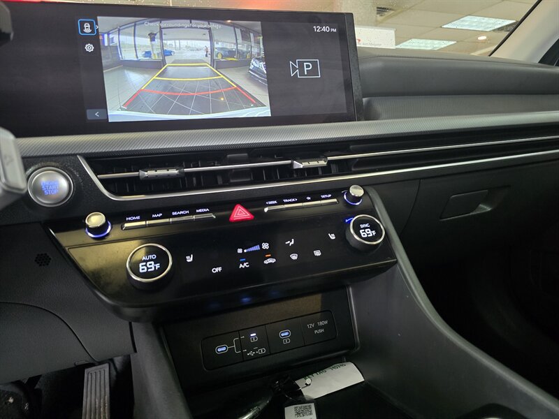 Used 2025 Hyundai Sonata SEL FWD image 21
