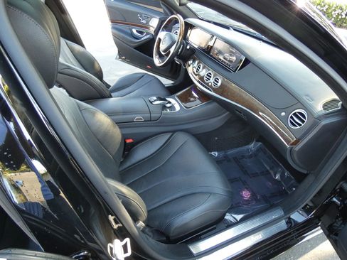 Used 2015 Mercedes-Benz S 550 Sedan image 30