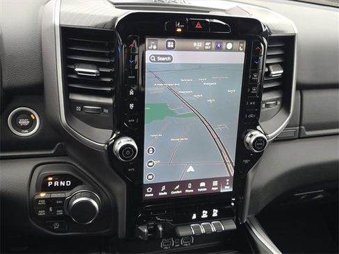 New 2026 RAM 1500 4x4 Crew Cab image 9