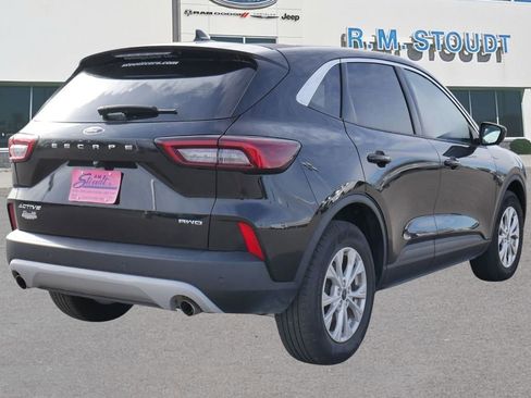 Used 2023 Ford Escape Active w/ Tech Pack #2 AWD/4WD image 11