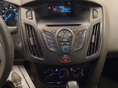 Used 2014 Ford Focus S FWD image 35