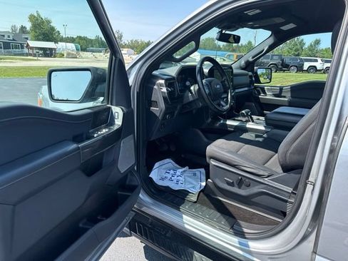 Used 2022 Ford F150 XLT w/ Equipment Group 302A High AWD/4WD image 11